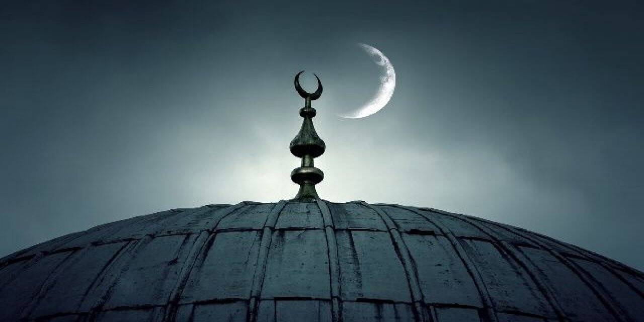 Felak Suresi Okunuşu ve Türkçe meali