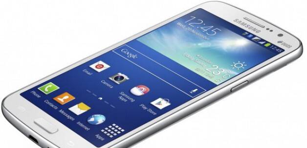 Samsung'tan 5.5 inçlik yeni phablet model