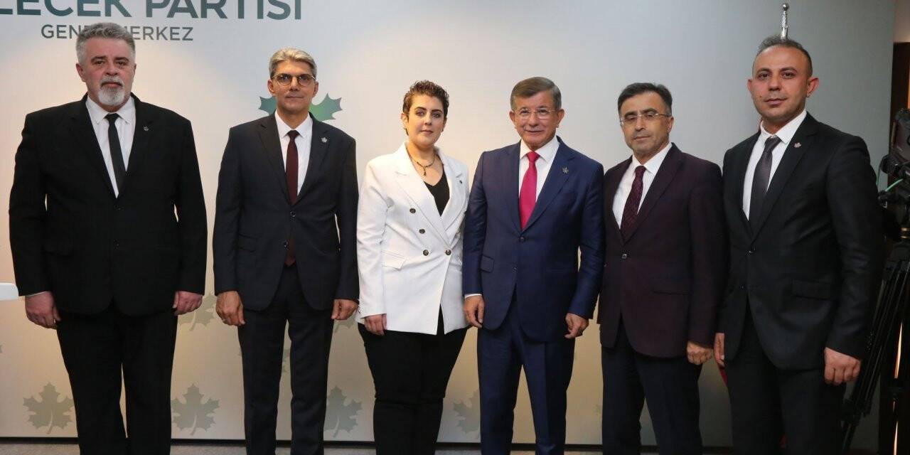 Akşehir meclis üyesi,  Gelecek Partisi’ne katıldı
