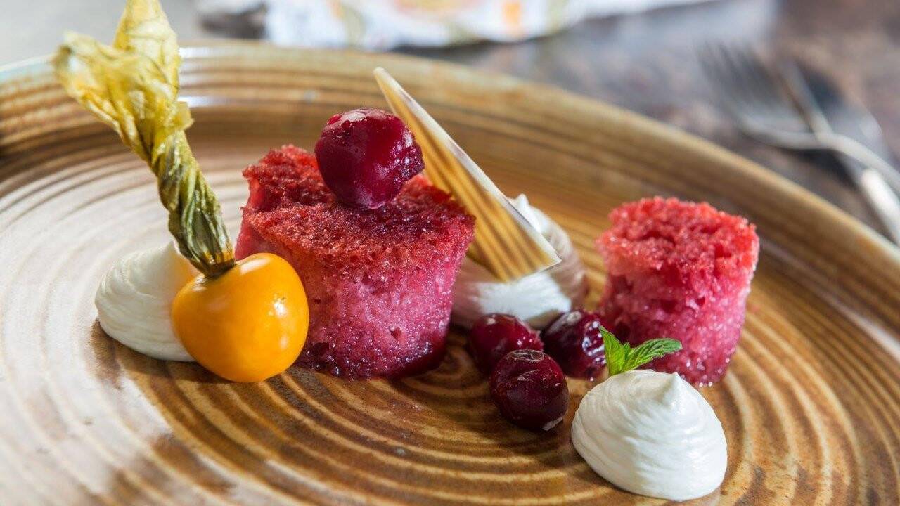 Vişneli tirit olur mu?  Nefis Konya Vişne Tiridi tarifi