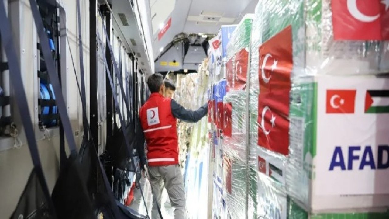 Gazzeli siviller için Türkiye'den gıda kolileri ve tıbbi malzeme bölgeye sevk edildi