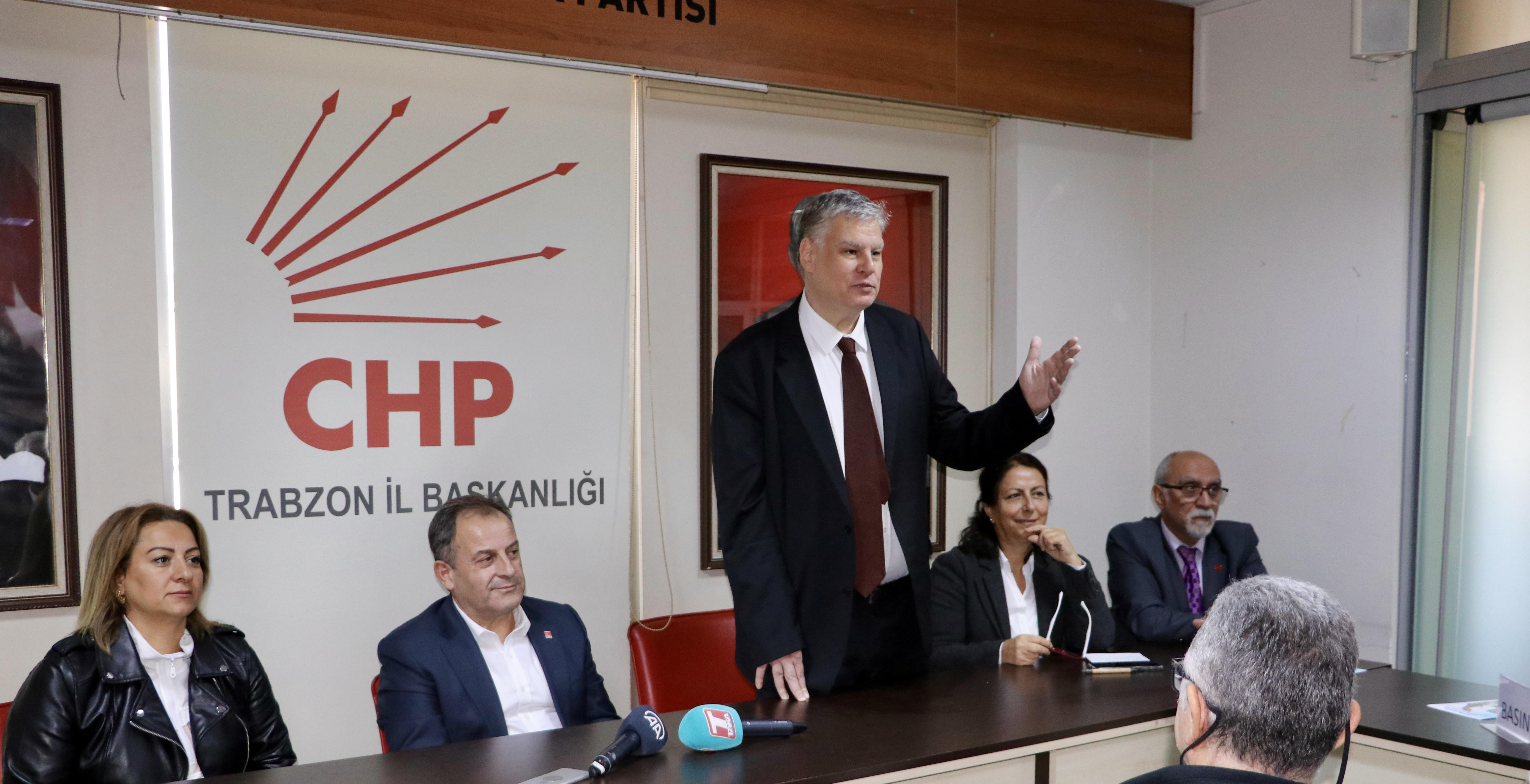 CHP genel başkanlığına adaylığını açıklayan Öymen: "İstanbul, Ankara'yı nasıl kazanacağız?"