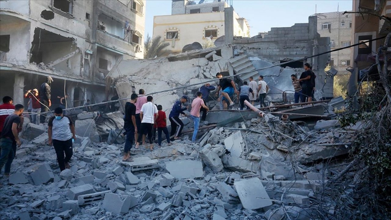 Gazze’de can kaybı 4 bin 385’e yükseldi