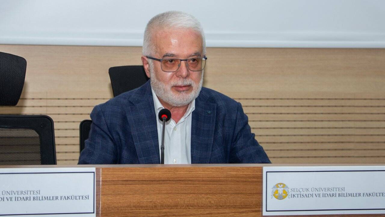 Hüsamettin Sönmez, Selçuk Üniversitesi'nde öğrencilerle buluştu