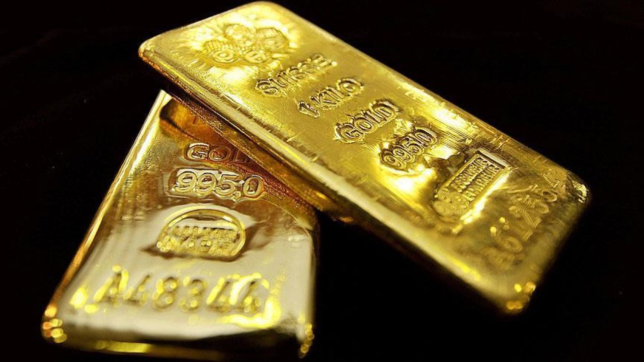 Altın 1 milyon 830 bin liraya geriledi