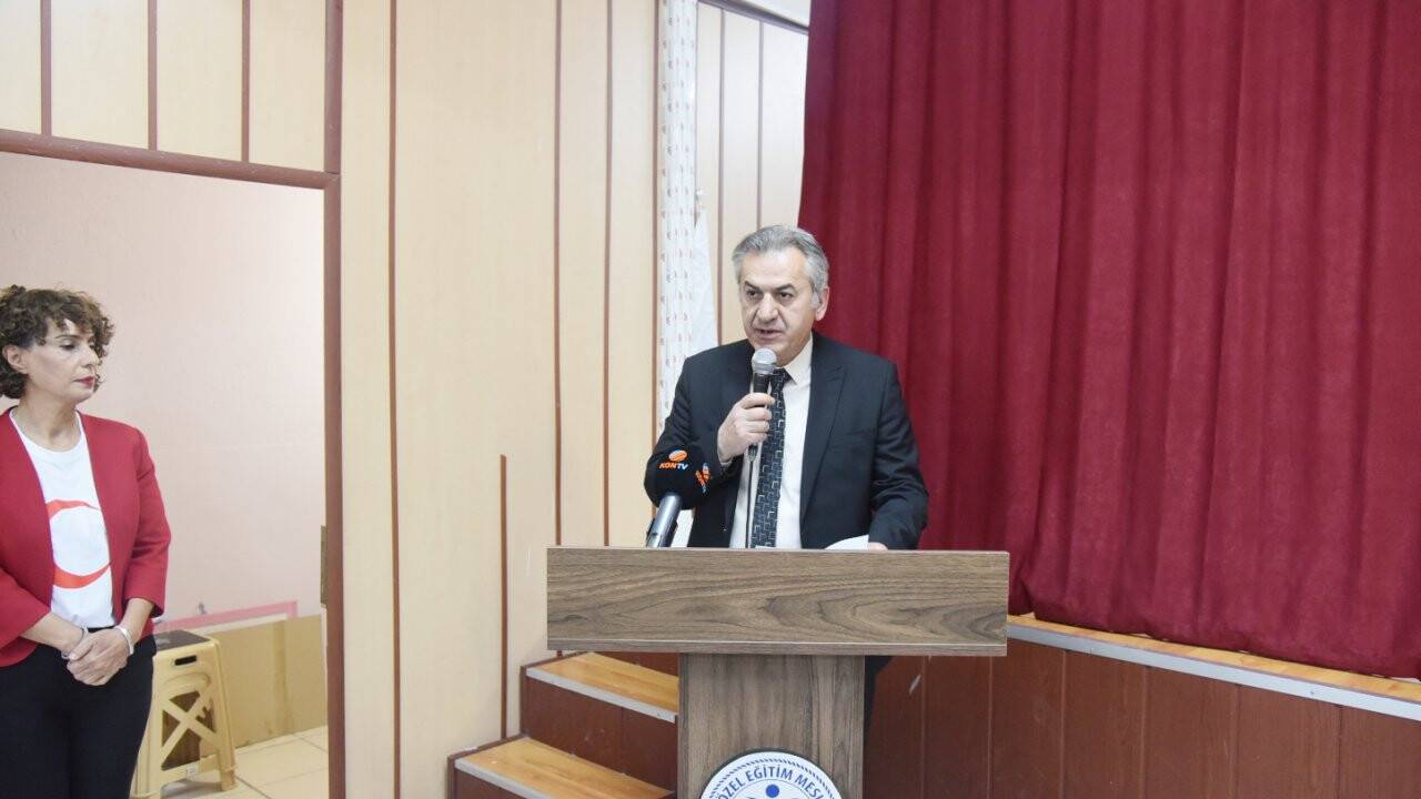 İl Müdürü Yiğit  öğrencilerin 100. yıl kutlamalarına katıldı