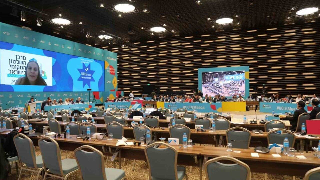 Konya'daki UCLG toplantısında İsrailli konuşmacı protesto edildi
