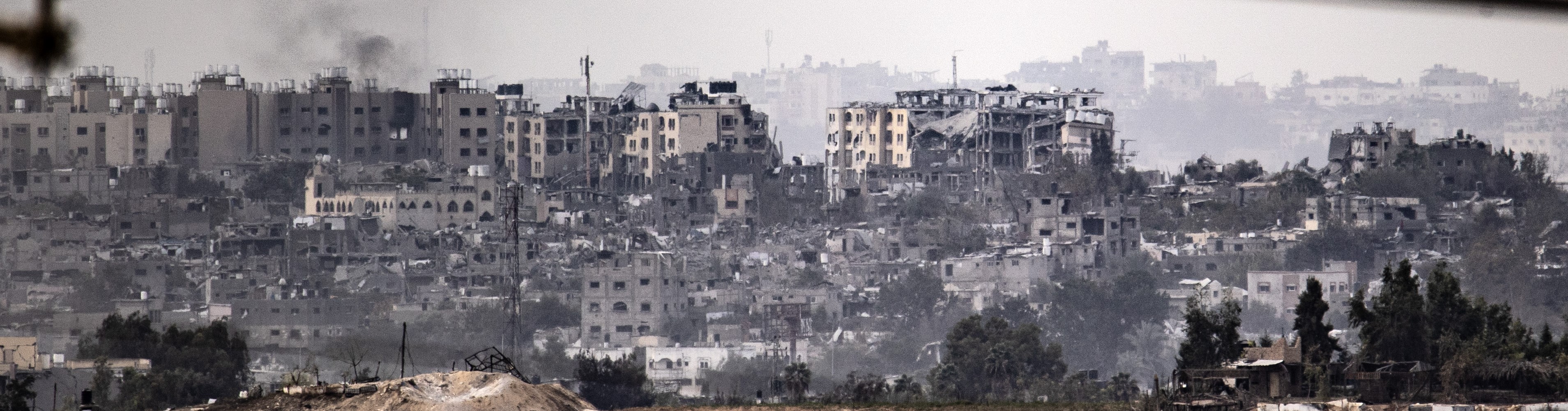 İsrail'in Gazze'ye yönelik saldırılarında tamamen yıkılan konut sayısı belli oldu