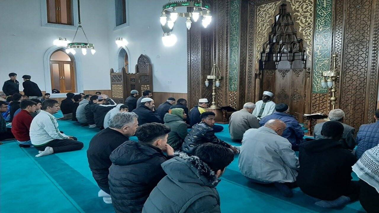 Teheccüd namazında buluştular