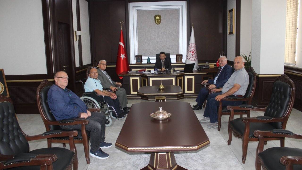 Mıhçı ve yönetiminden Karatay Kaymakamı Cengiz’e ziyaret