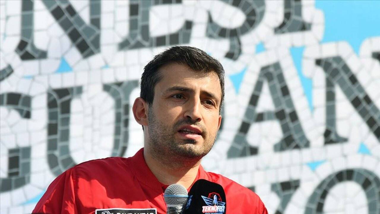 Özdemir Bayraktar burs  başvuruları 13 Kasım’a uzatıldı