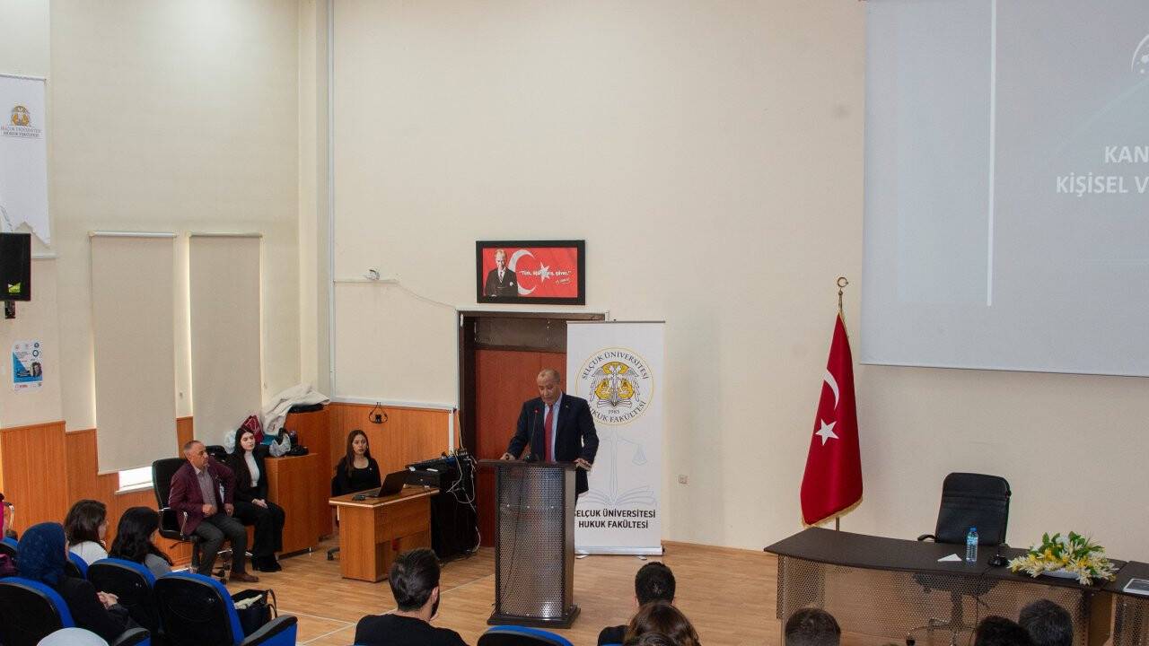 'Kişisel Verilerin Korunması' SÜ'de ele alındı