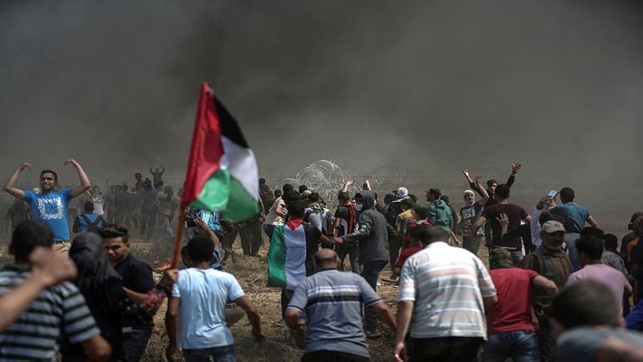 İsrail, Gazze'nin kuzeyi ve güneyini bombaladı