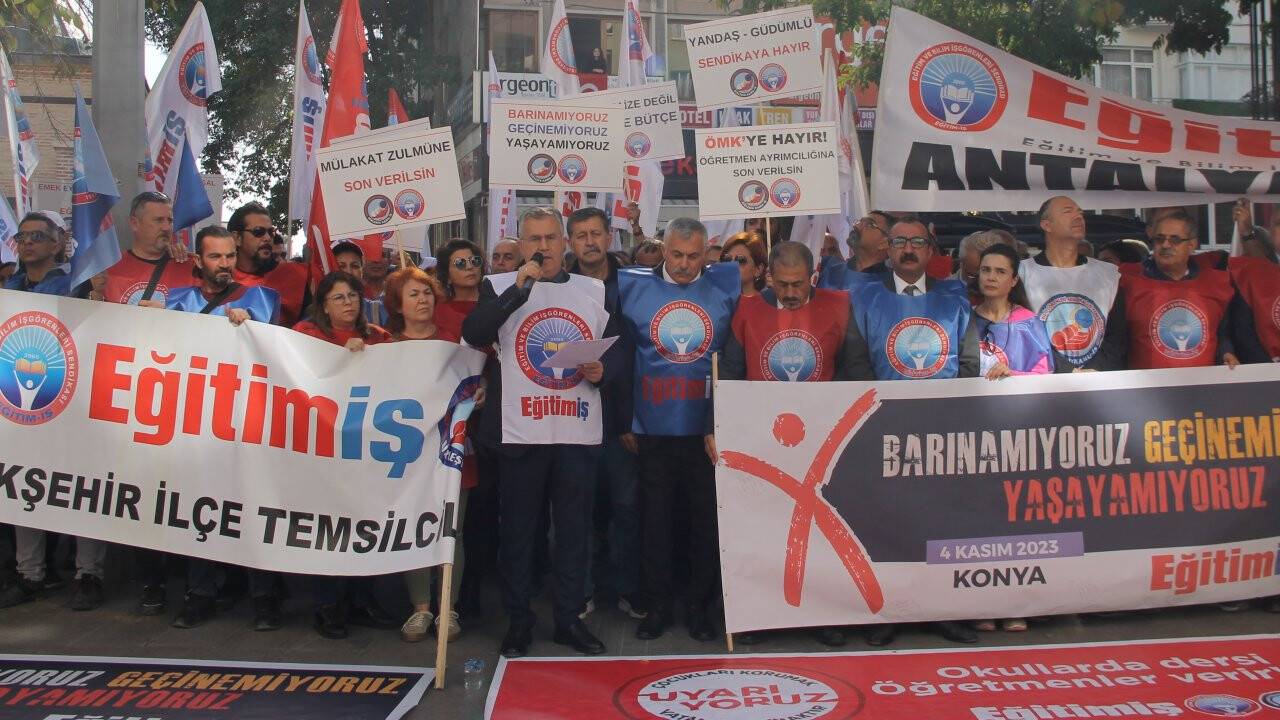 Eğitim-İş’ten basın açıklaması