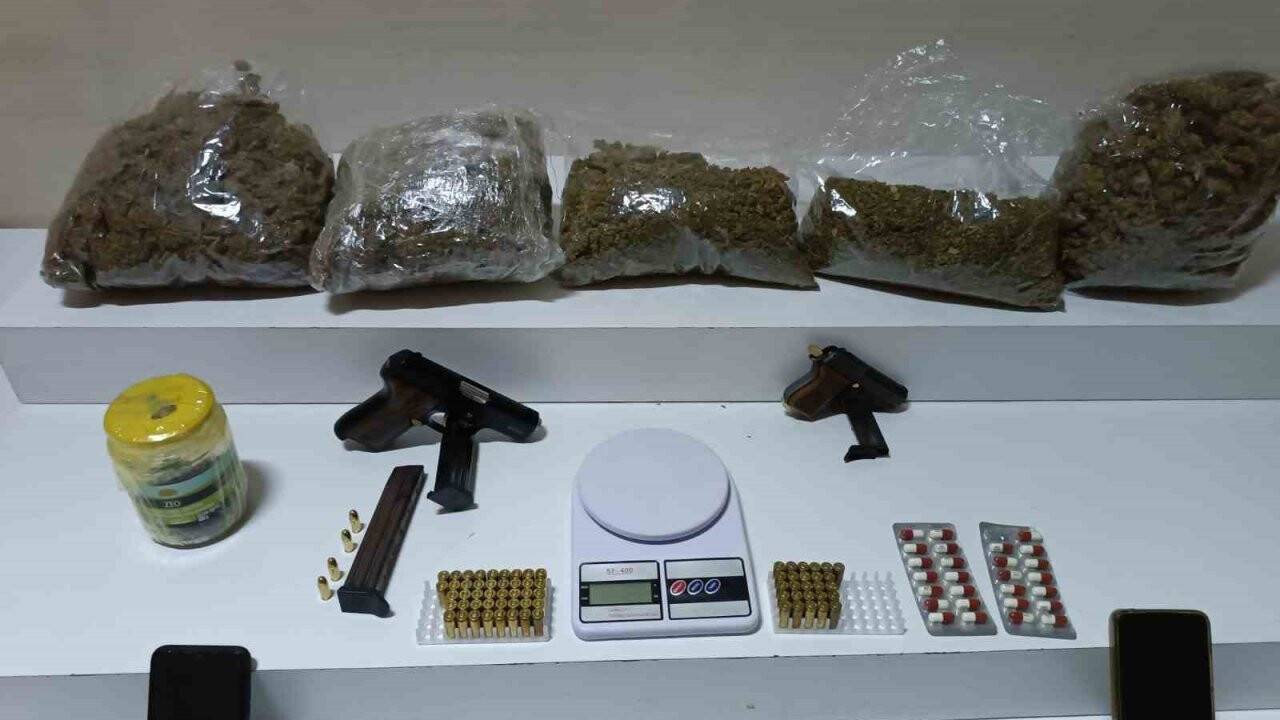 Diş ağrısı için aldığı uyuşturucu 2.5 kilogram çıktı