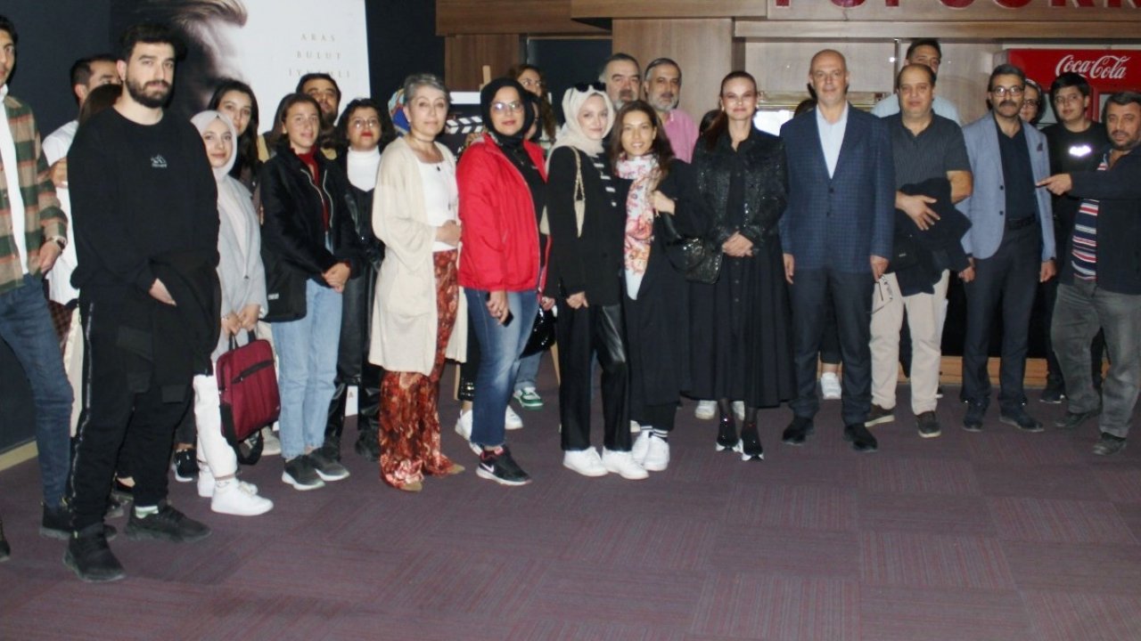 Medicana Konya, gazetecileri Atatürk filminde buluşturdu