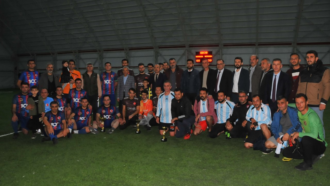Kurumlar Arası Futbol Turnuvası, sona erdi