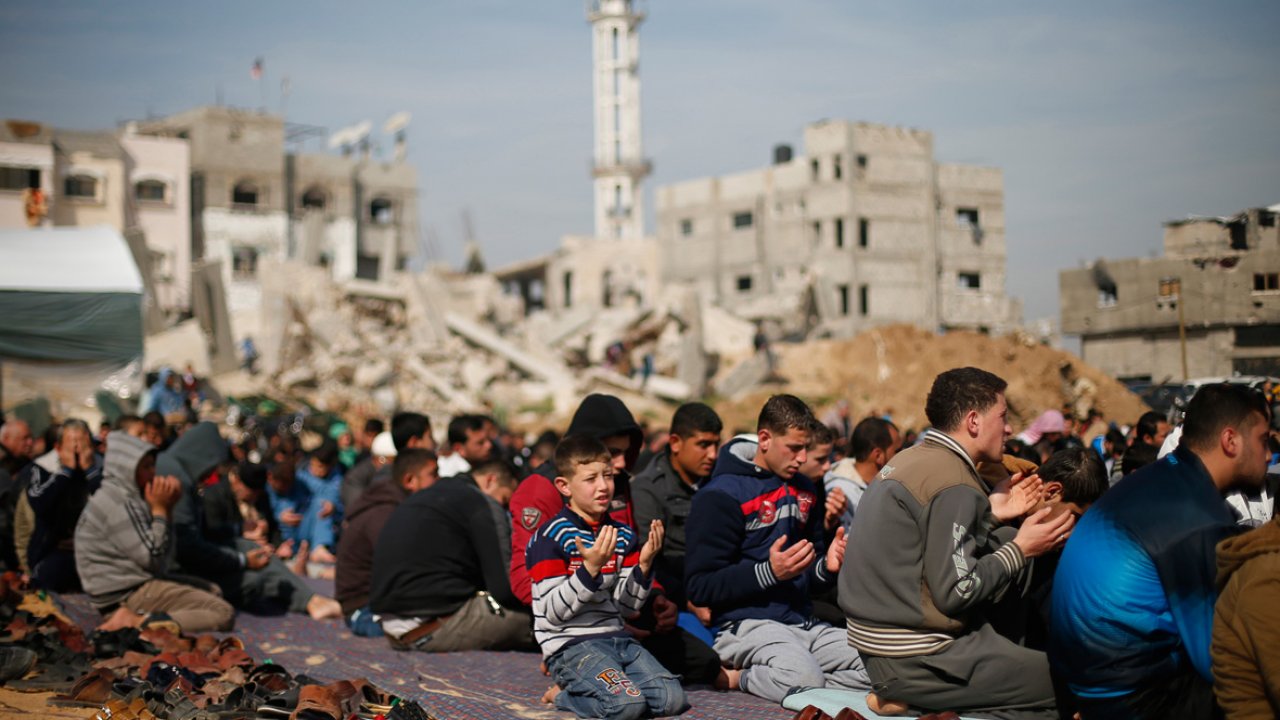 İsrail Gazze'yi 38. gününde bomba yağmuruna tuttu