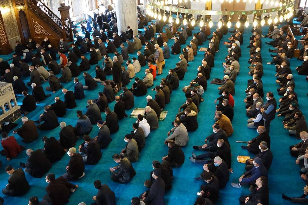 Konya, İstanbul, Ankara, İzmir cuma namazı vakti...17.11.2023 Konya Cuma namazı vakti