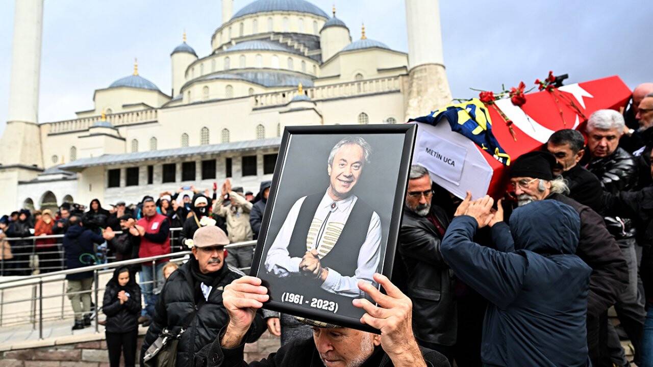 Metin Uca son yolculuğuna uğurlandı ama tartışmalar bitmedi!