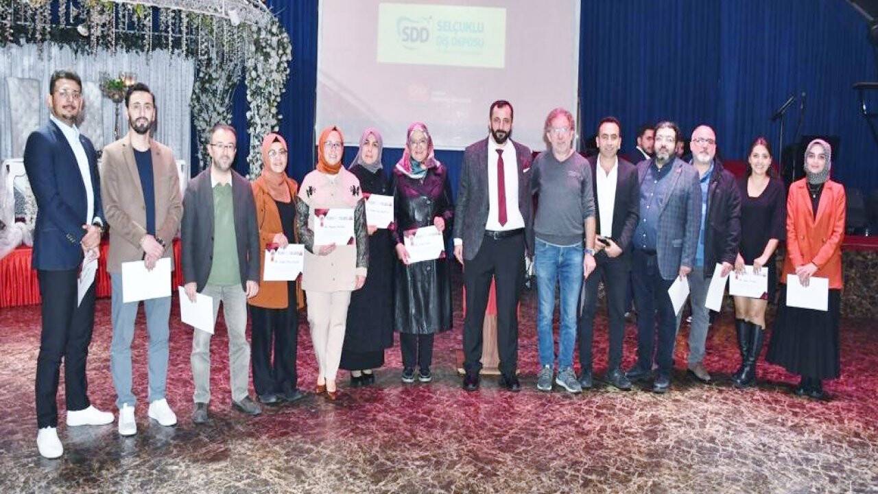 Diş Hekimleri yemekte bir araya geldi