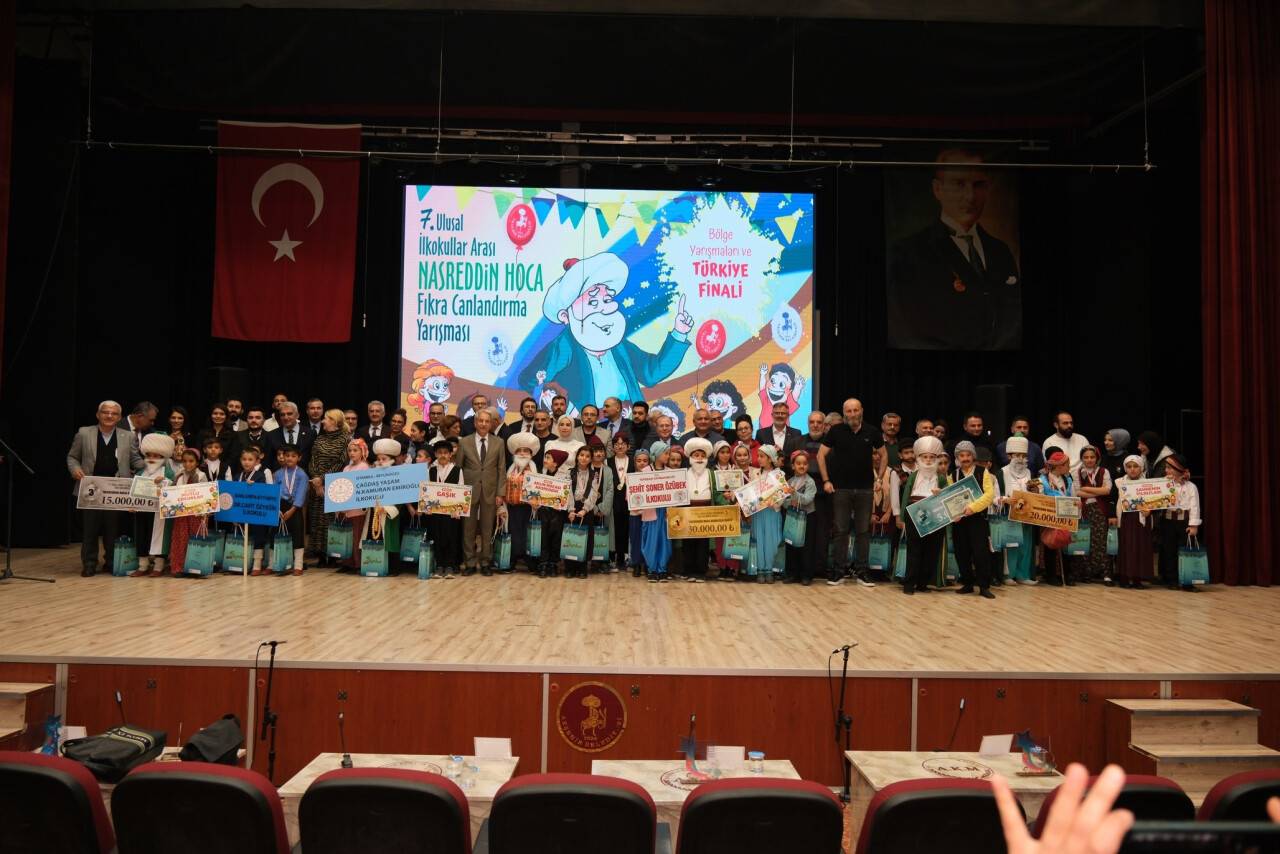 Türkiye'de Nasreddin Hoca'nın fıkrasını en iyi canlandıran takım ödülünü aldı