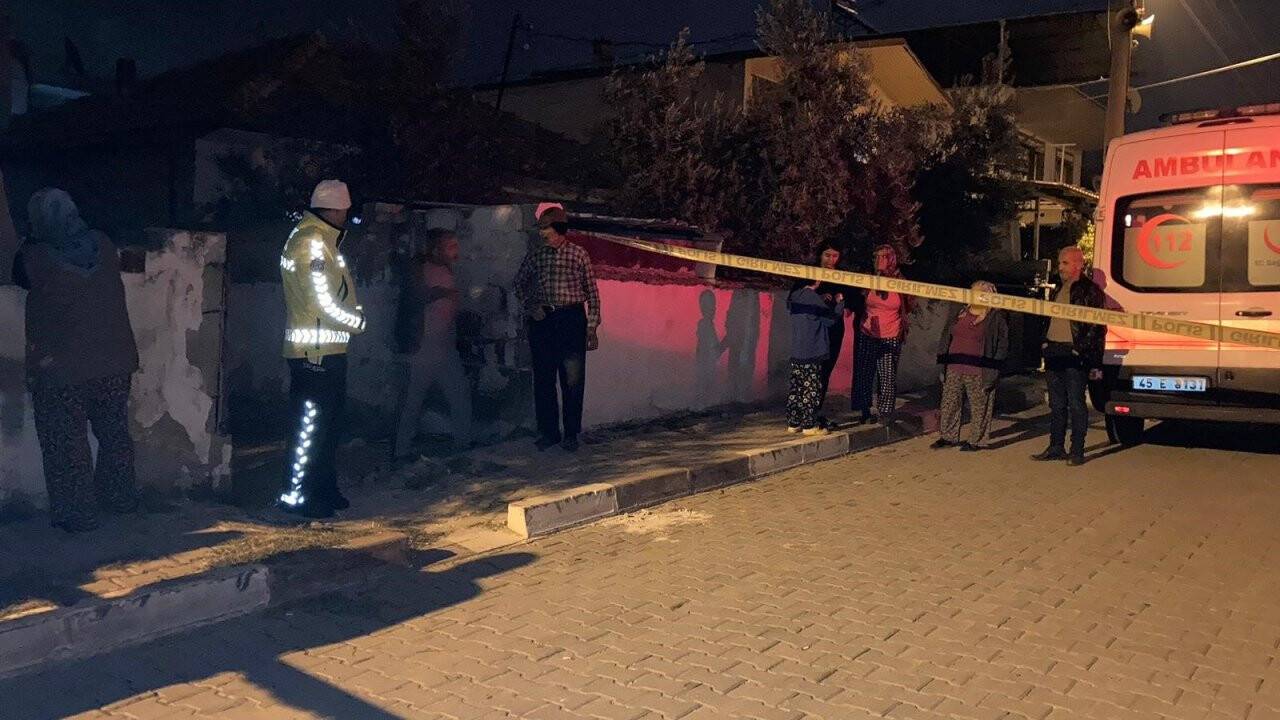 Tamir etmeye çalıştığı çatının altında can verdi