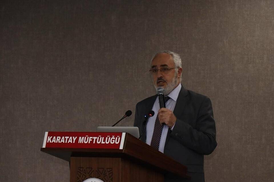 Konya'da ''Ailede Zaman Bilinci'' konferansı düzenlendi