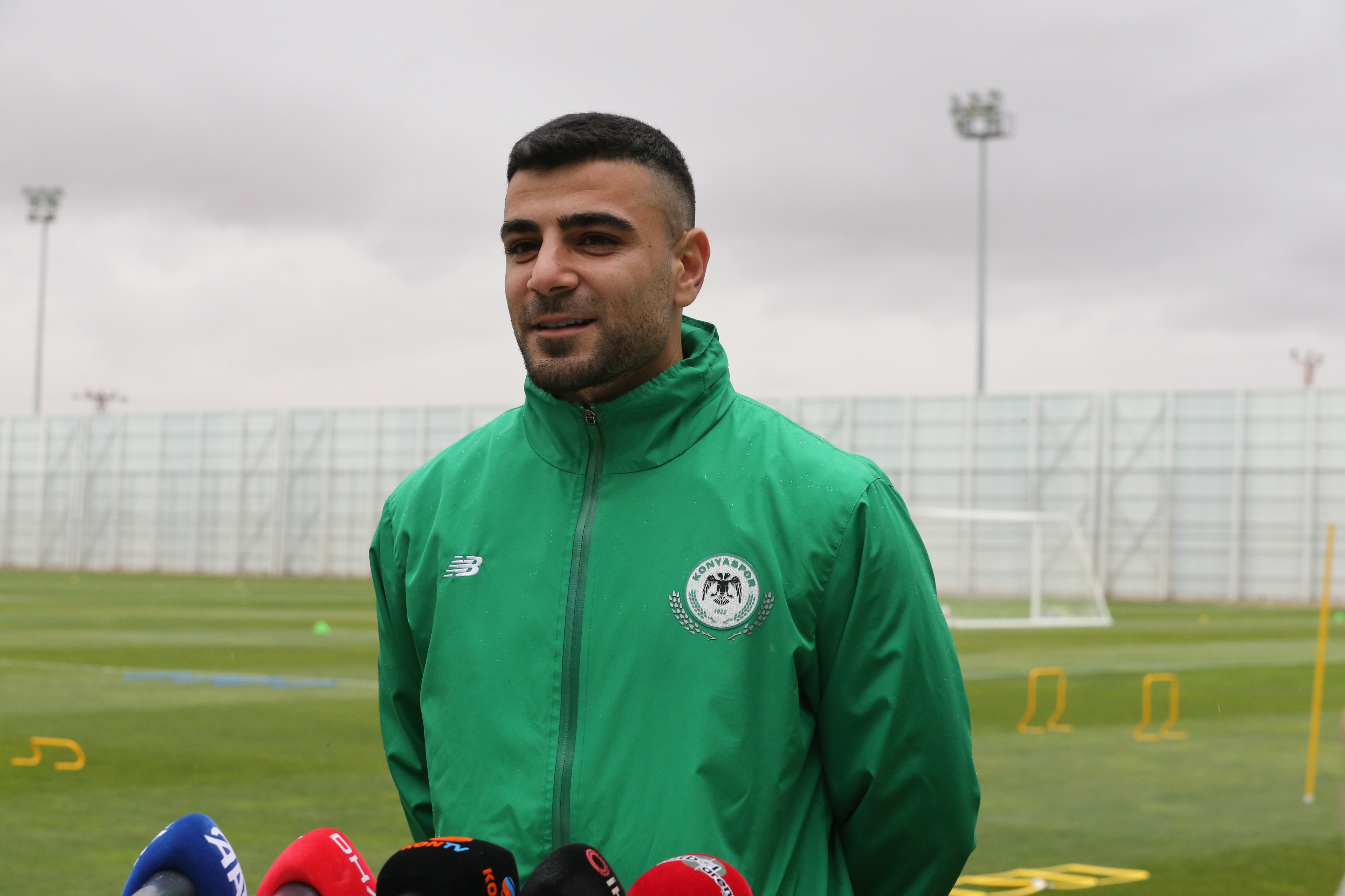 Konyasporlu Adil Demirbağ'dan transfer açıklaması: Ne mutlu bana