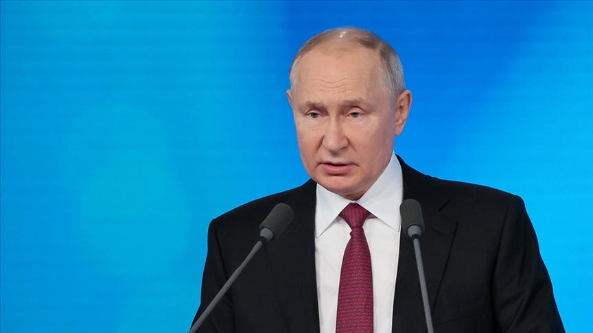 Putin, Rusya'daki devlet başkanlığına yeniden aday oldu