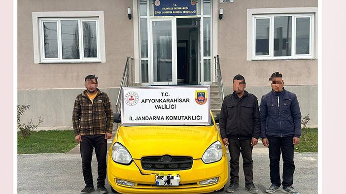 Konya'dan İzmir'e götürürken yakalandı: 3 gözlatı