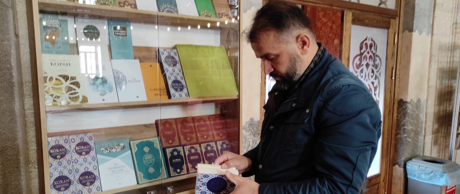 40 dilde yayınlar Konya'da turistlerle buluşuyor