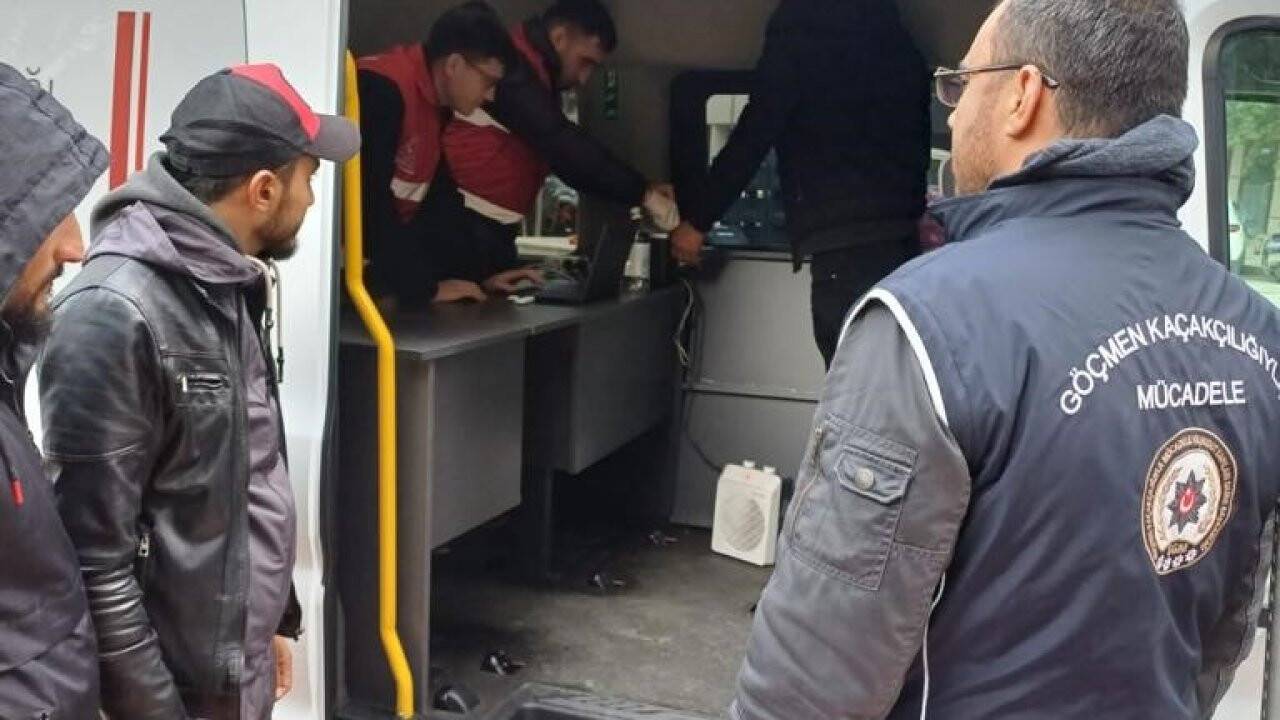 Manisa’da ’Mobil Göç Noktası’ uygulaması başladı