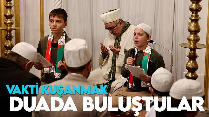 Konya'da 'Vakti Kuşanmak' programı: Dua için sabah namazında buluştular