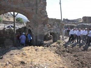 KARADAĞ’DAKİ KİLİSELER BİR BİR ZİYARETE AÇILIYOR