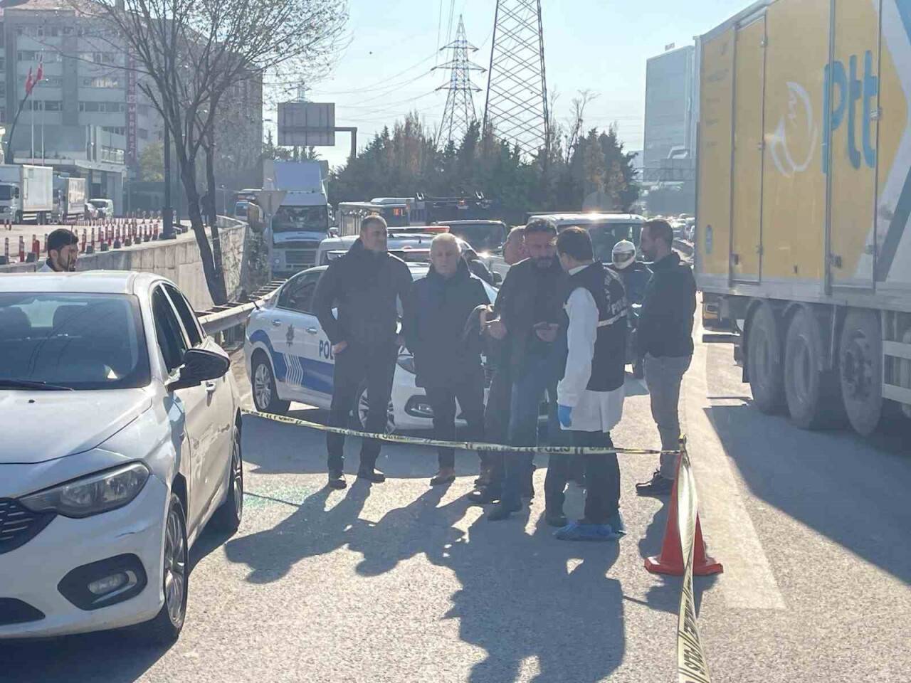 Bahçelievler’de yol ortasında 6 milyonluk gasp