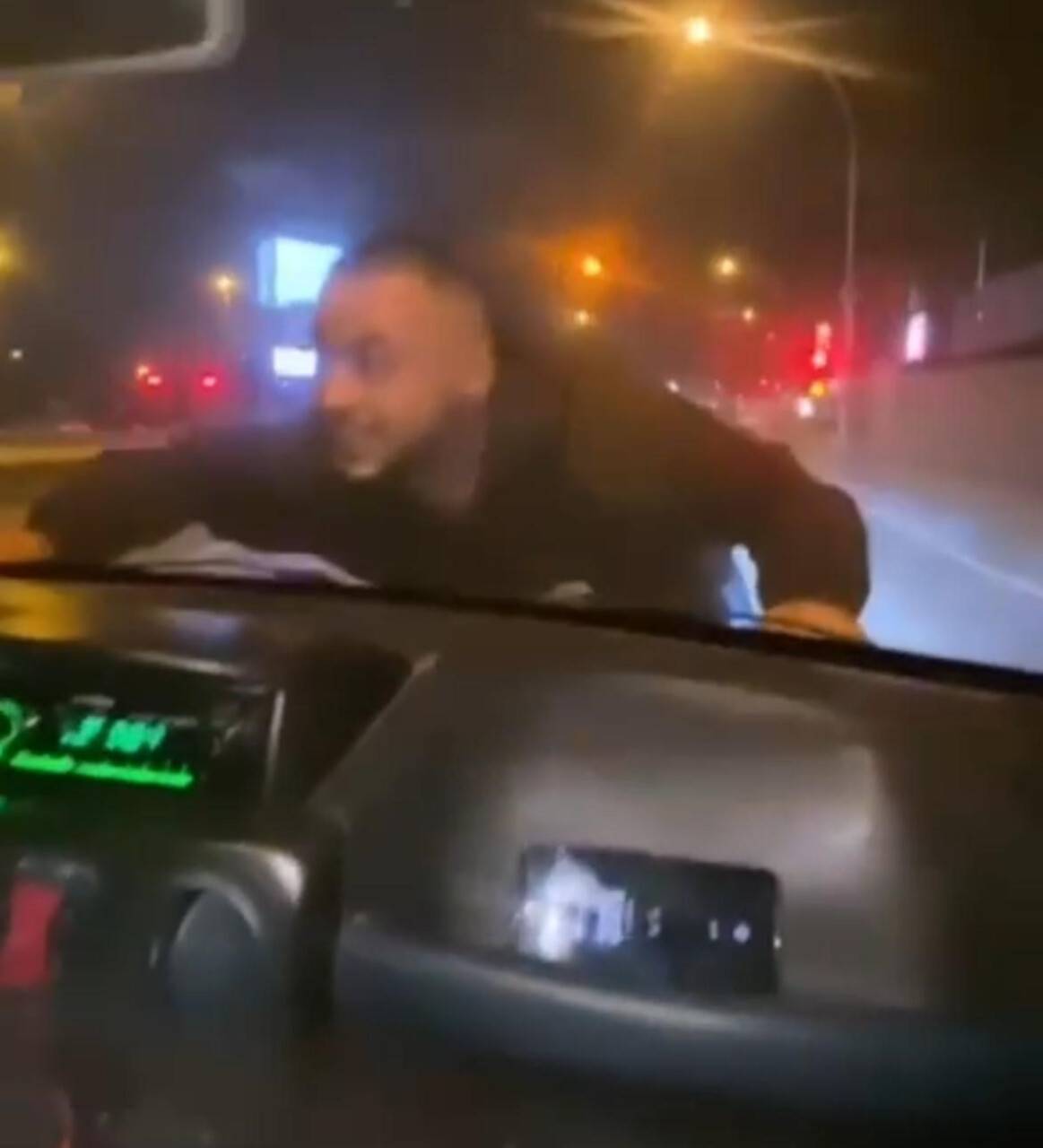 Bursa'da genç ölümle adeta oynuyor