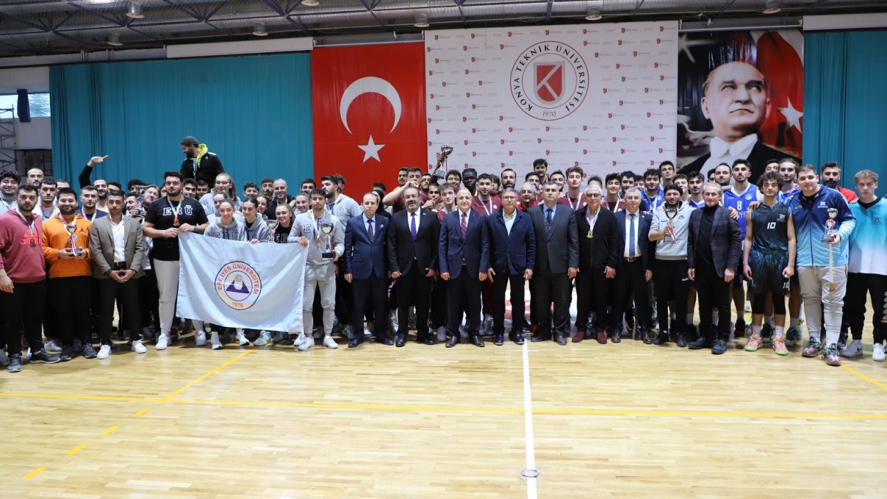 ÜNİLİG Basketbol Bölgesel Lig  maçları Konya'da yapıldı