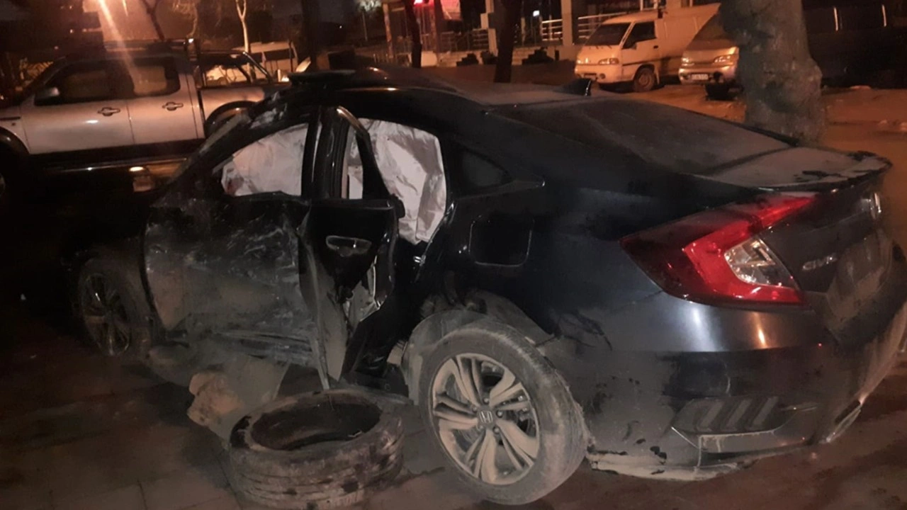 Manisa’da yolcu minibüsü ile otomobil çarpıştı: 5 yaralı