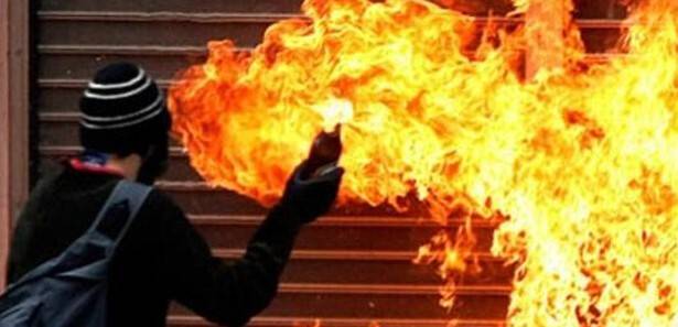 Batman'da karakola molotoflu saldırı