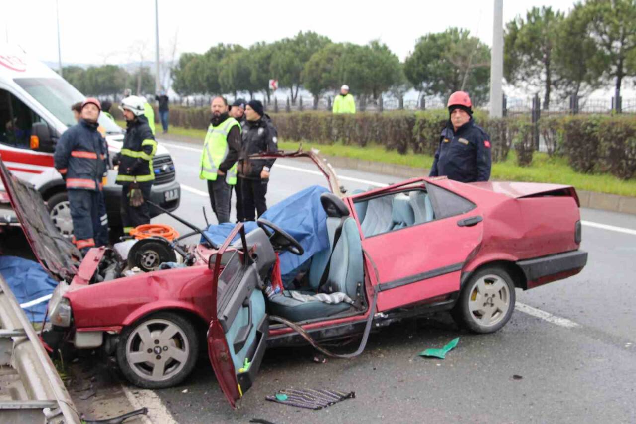 Samsun'dan Artvin'e giden 4 arkadaşın trafik kazası faciası