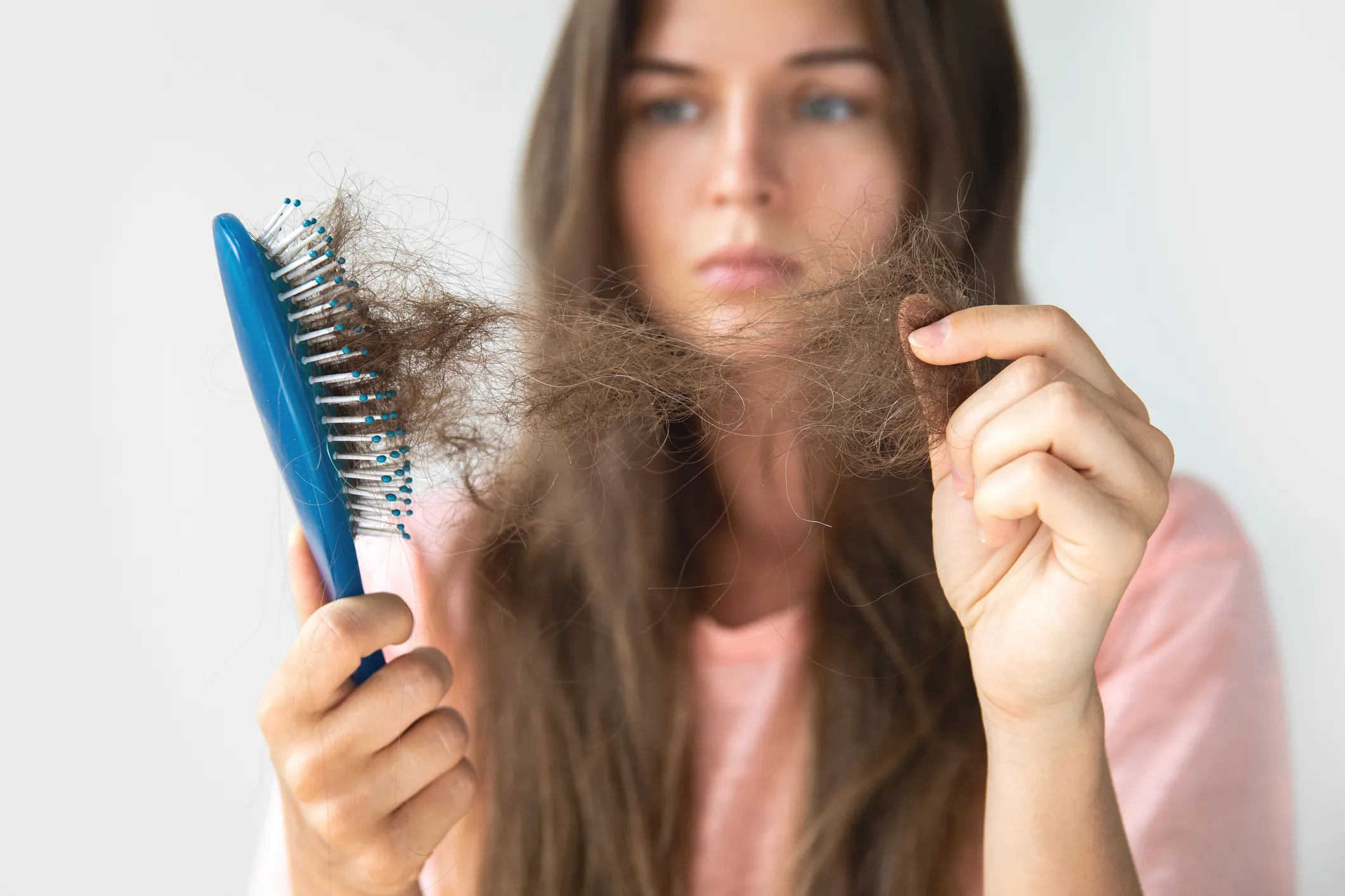 Saç dökülmesine ne iyi gelir? Evde 4 bitkisel çözüm