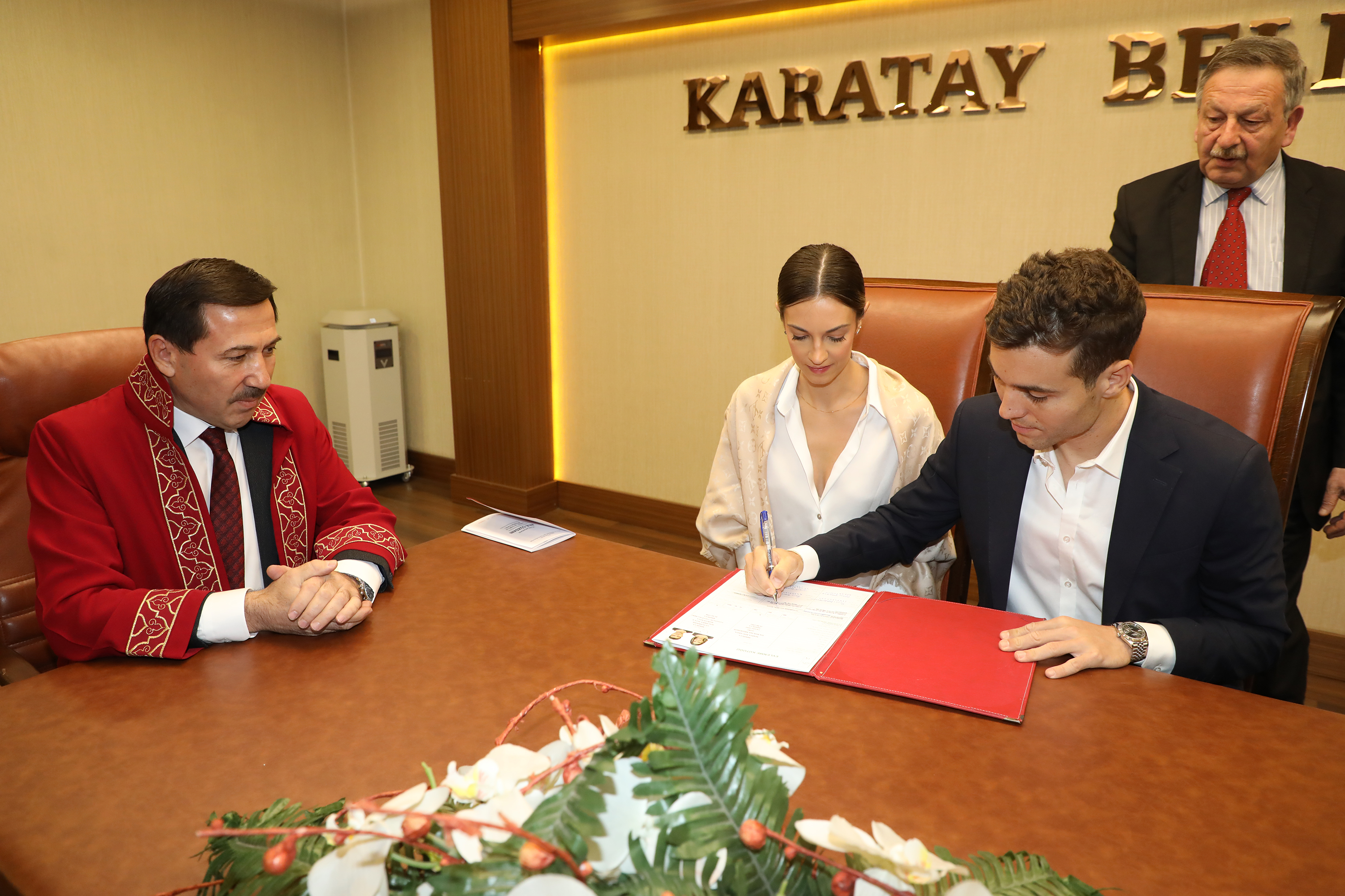 Konyaspor'un Brezilyalı kaptanı Guilherme, Maria ile evlendi