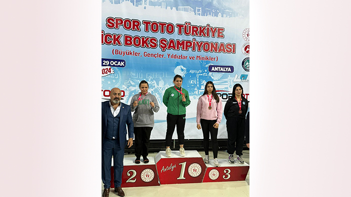 Meram Belediyespor Konya'ya 8 madalya ile döndü