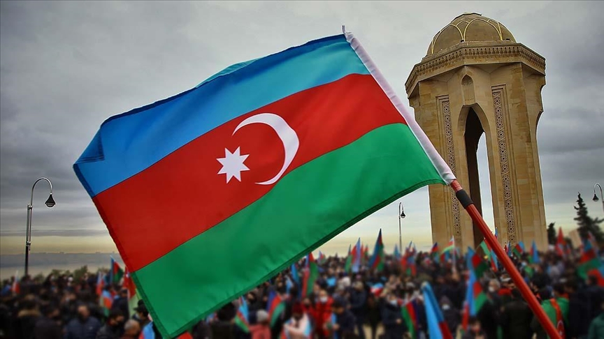 Azerbaycan'da seçim yarışı başlıyor