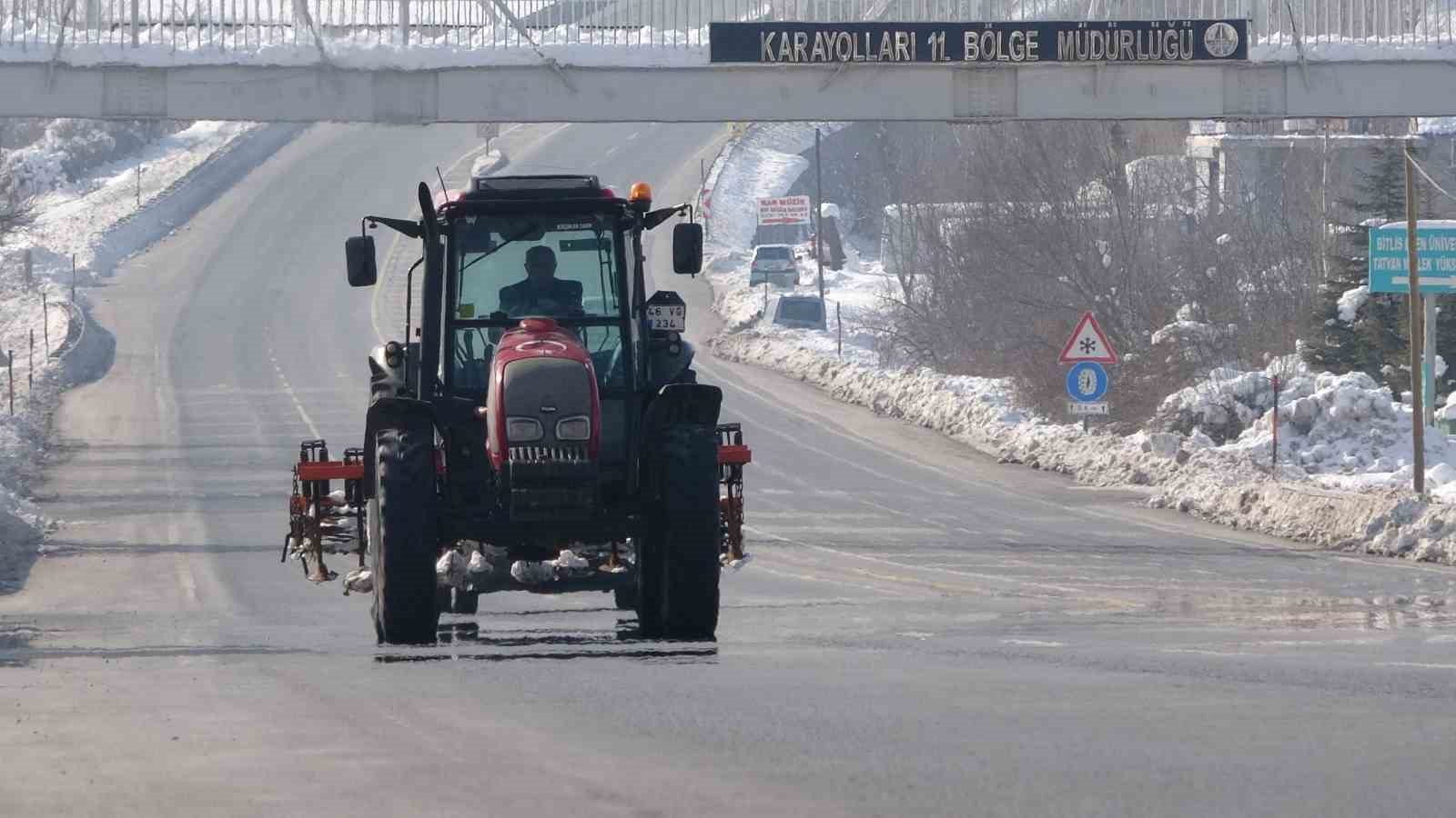 28 Bin TL'ye inat! Traktörle 3 günde Bitlis'e yolculuk