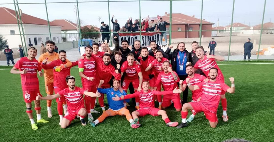 Akşehirspor'da liderlik sevinci