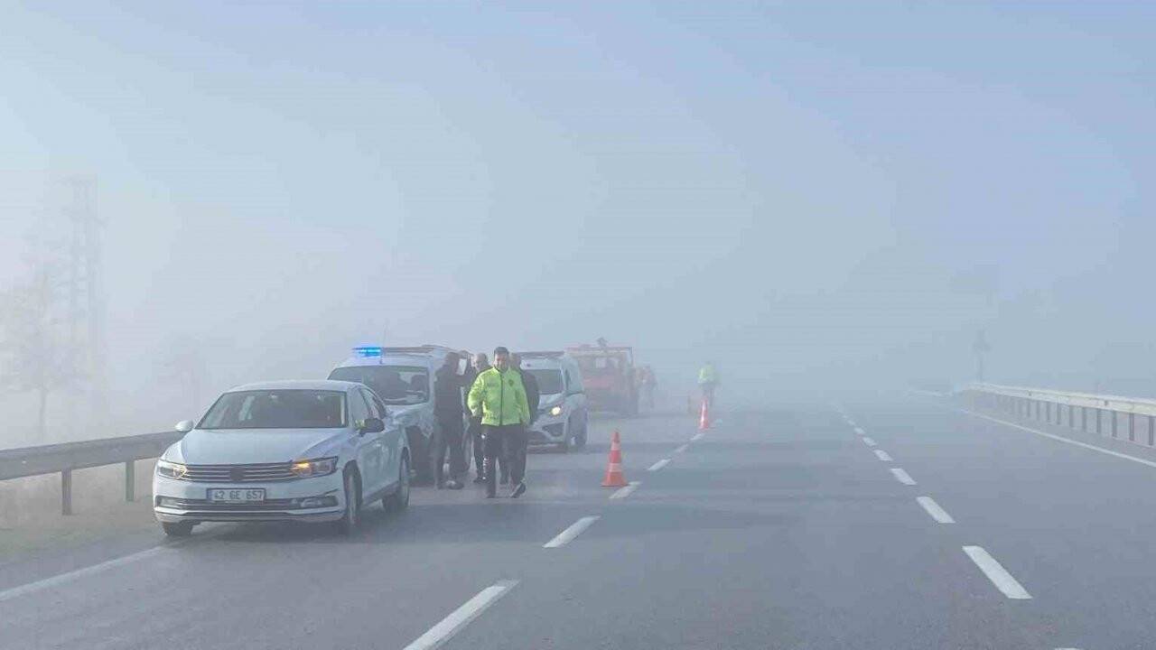 Kulu'da meydana gelen yoğun sis kazalara neden oldu