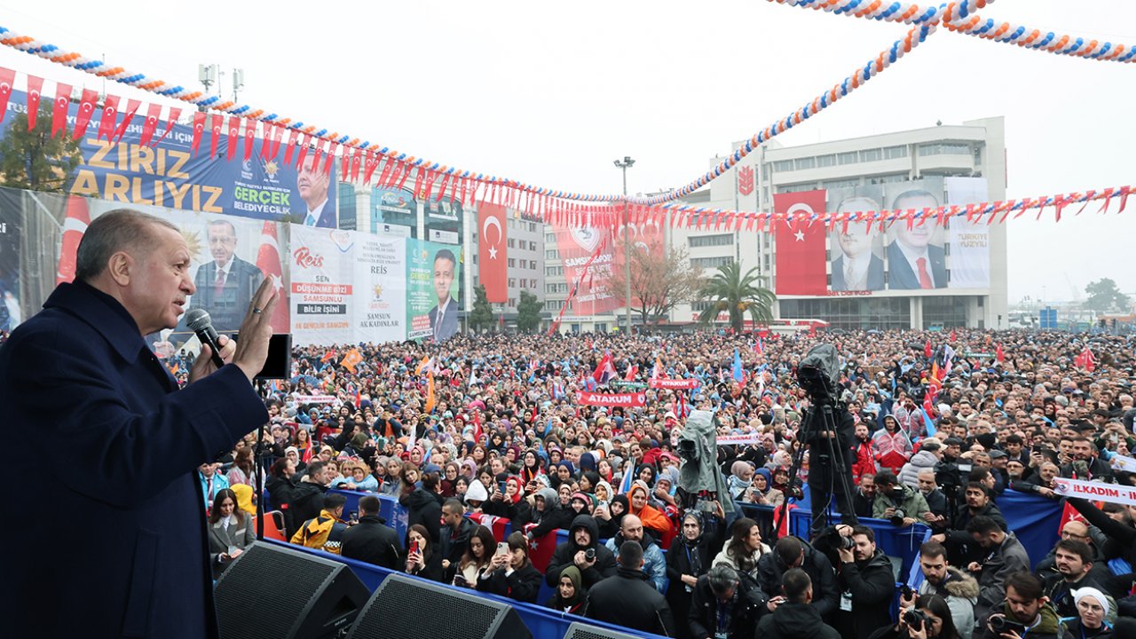 Cumhurbaşkanı Erdoğan: "Hepsinin tek gündemi, CHP'nin yönetimini ele geçirmek"