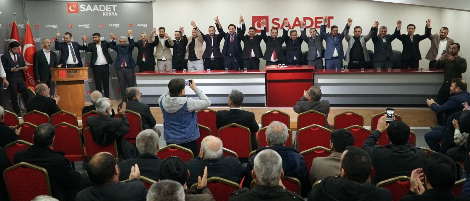 Saadet Partisi Karatay adaylarını tanıttı